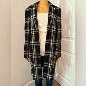 Beautiful Tommy Hilfiger size 6 black plaid midi pea coat women NWOT